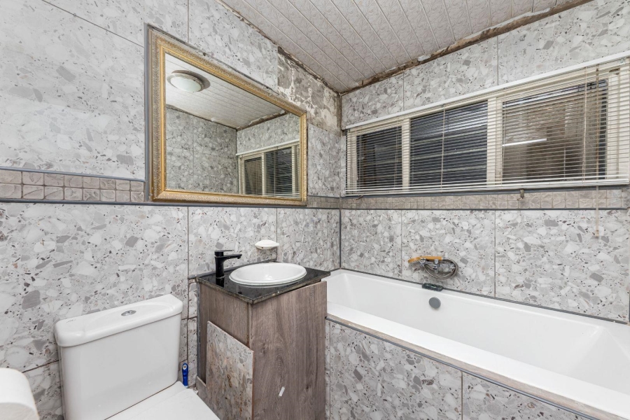 2 Bedroom Property for Sale in Brooklyn Western Cape